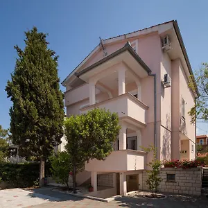 Apartman Juliette, Zára