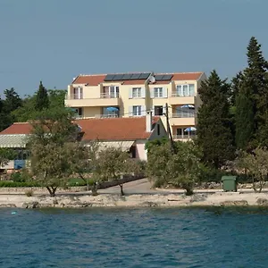 Apartman Basioli1, Zára